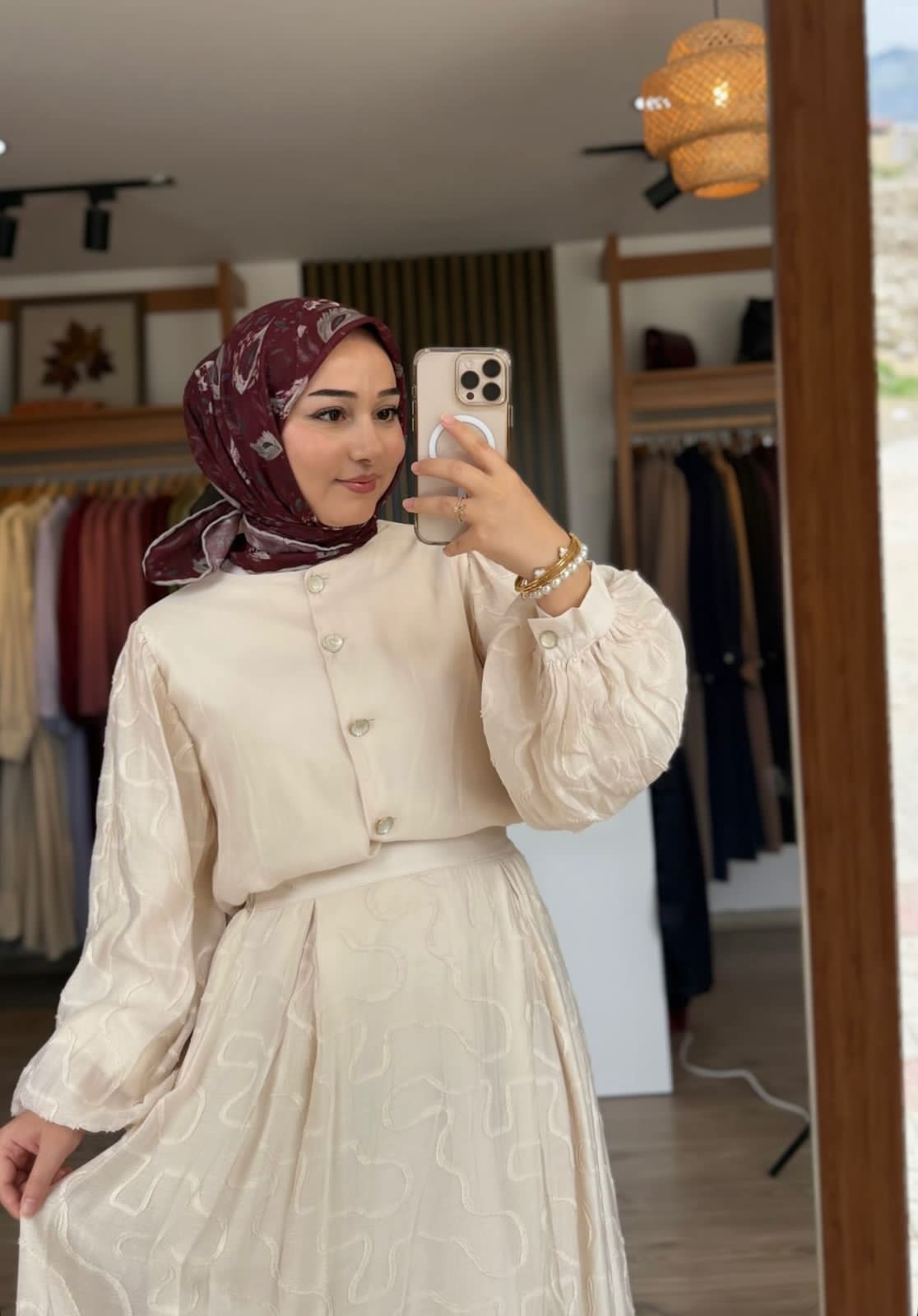 Ördek Otele Gelen Escort Gülten