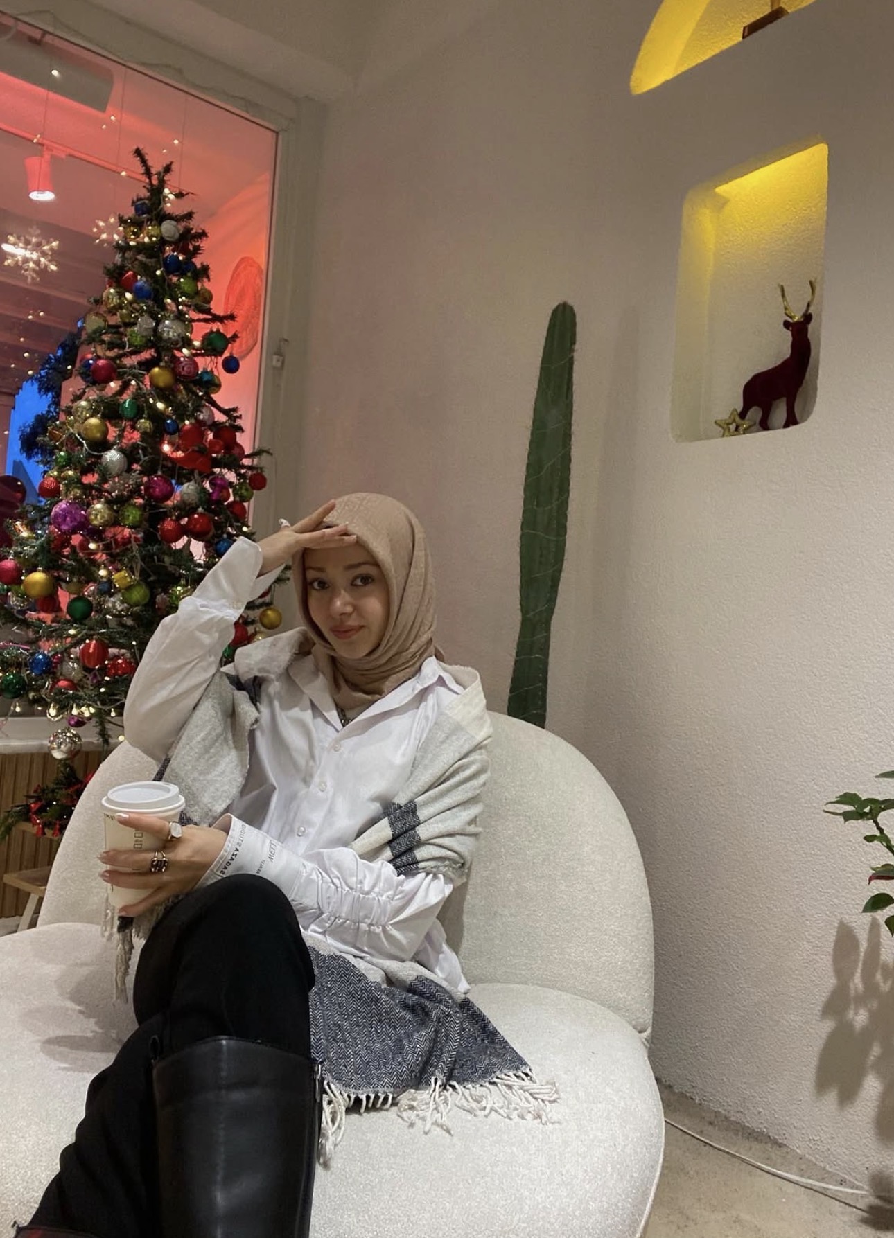 Afşinbey Dinamik Partner Bayan Escort Ebru